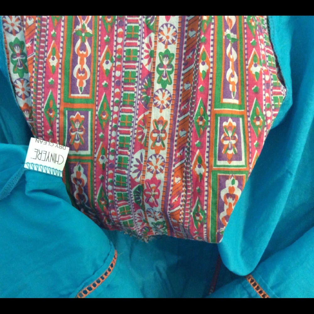 VINTAGE Chinyere Tunic by Bareeze’ East Asian Designs - Picture 11 of 15